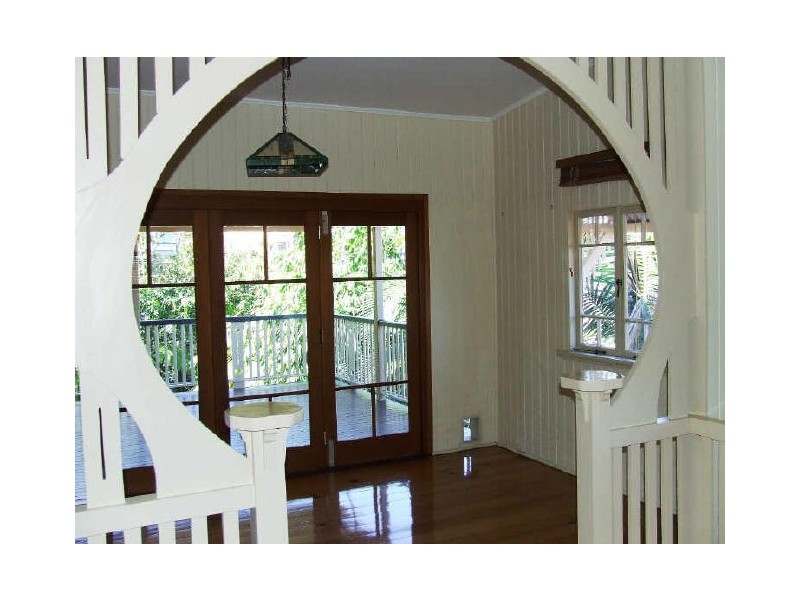 23 Malory St, Balmoral QLD 4171