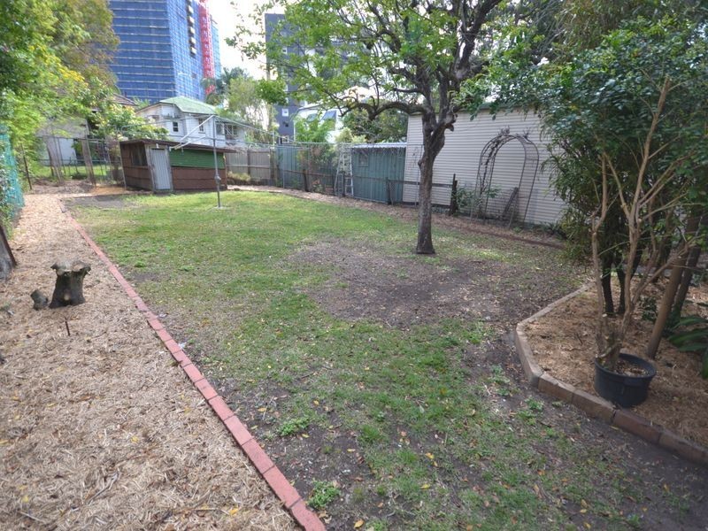 130 Pearson Street, Kangaroo Point QLD 4169