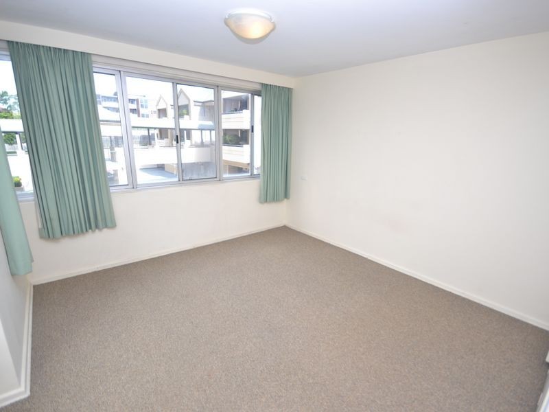 23/64 Thorn Street, Kangaroo Point QLD 4169