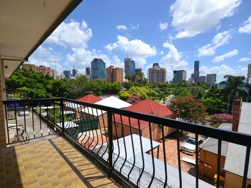 4/9 Lambert St, Kangaroo Point QLD 4169