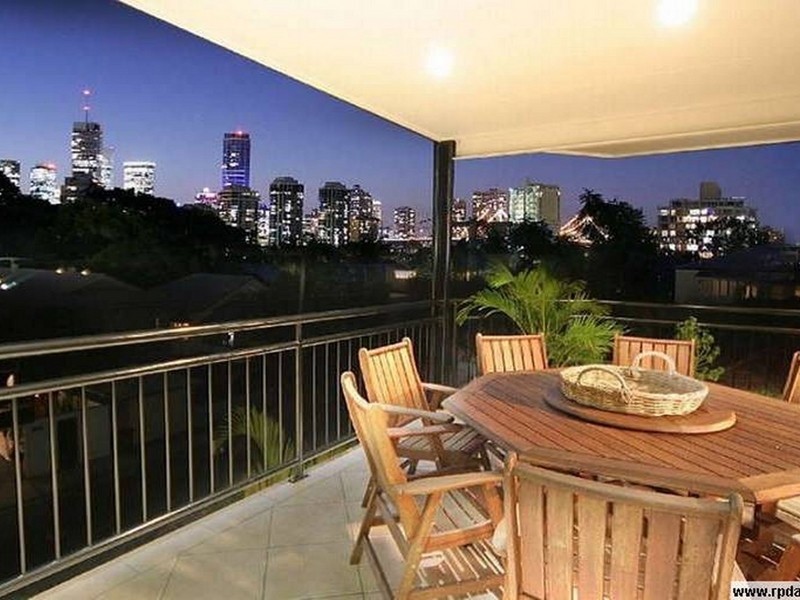 East Brisbane QLD 4169