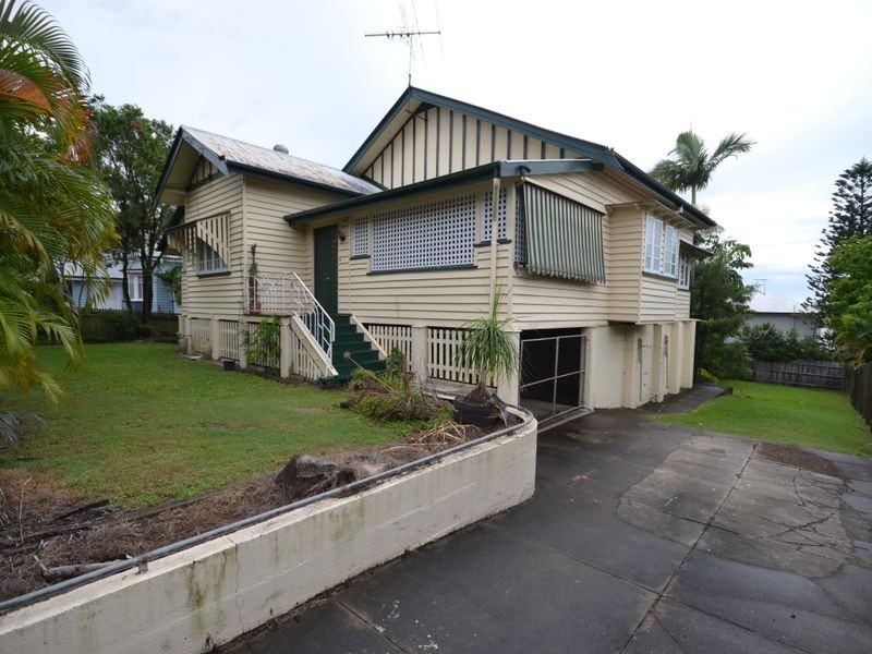 14 Fifth Avenue, Coorparoo QLD 4151