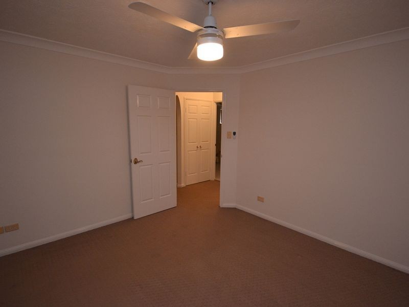 1/29 St Leonards Street, Coorparoo QLD 4151