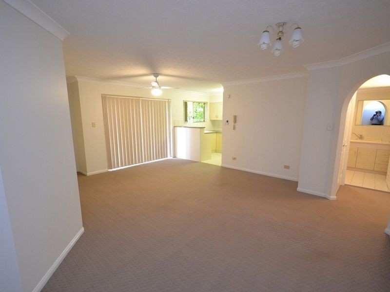 1/29 St Leonards Street, Coorparoo QLD 4151