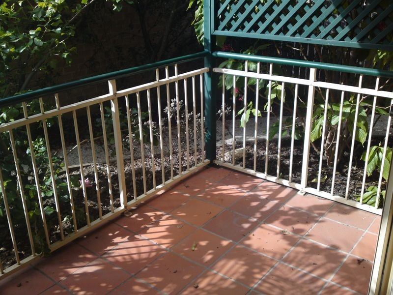 1/29 St Leonards Street, Coorparoo QLD 4151