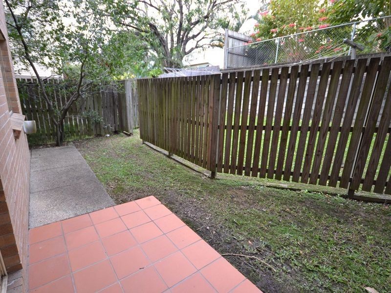 1/29 St Leonards Street, Coorparoo QLD 4151