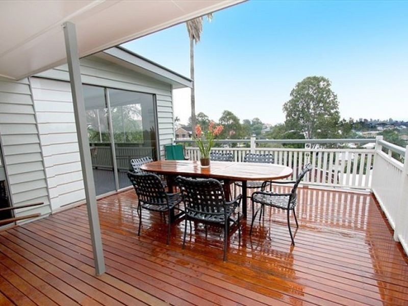 130 Sackville Street, Greenslopes QLD 4120