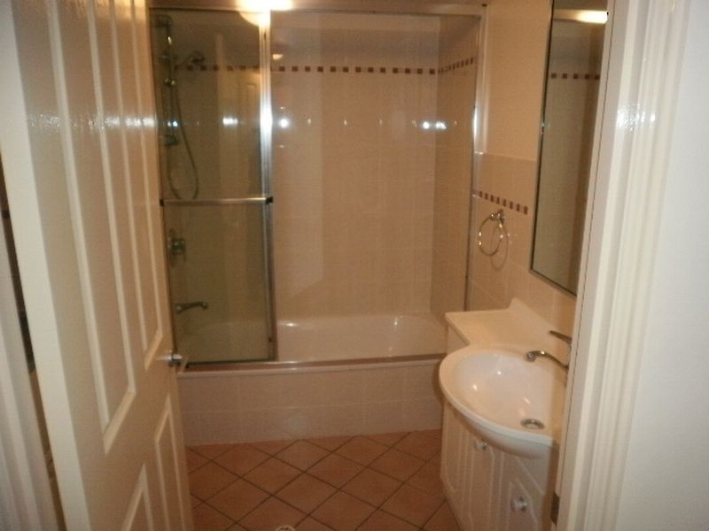 9/190 Wellington Road, Kangaroo Point QLD 4169