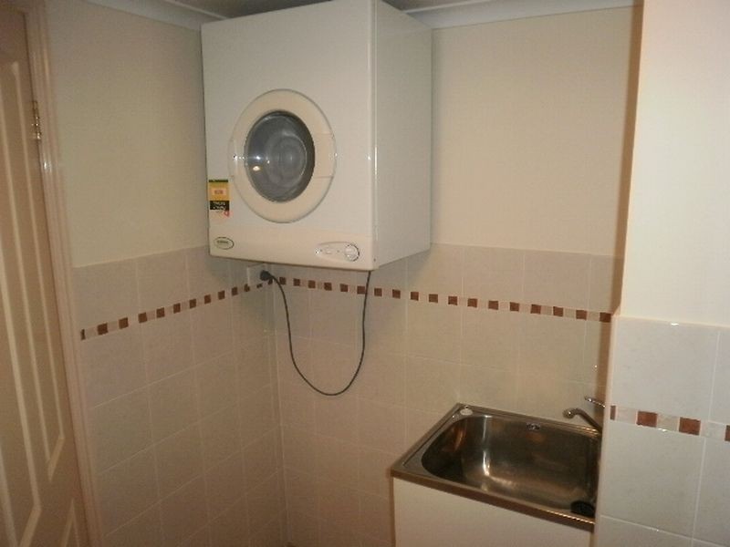 9/190 Wellington Road, Kangaroo Point QLD 4169