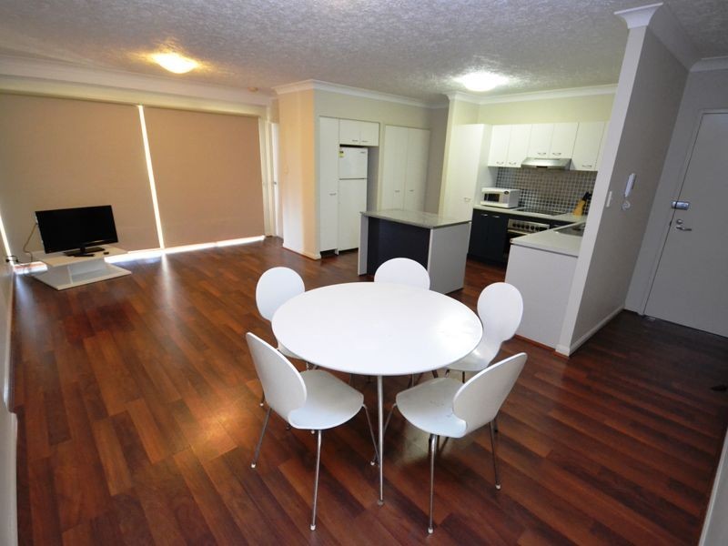 21/19 Thorn Street, Kangaroo Point QLD 4169