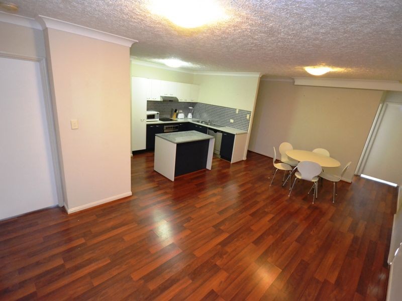 21/19 Thorn Street, Kangaroo Point QLD 4169