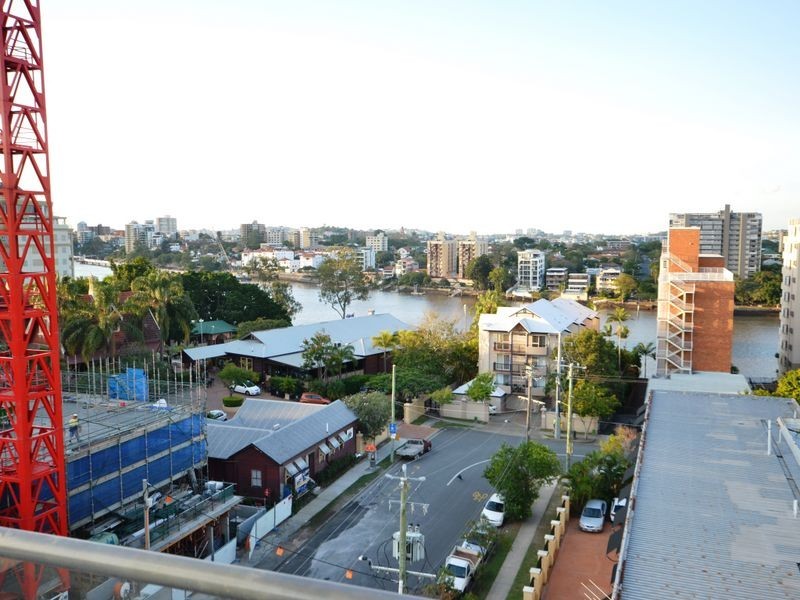 21/19 Thorn Street, Kangaroo Point QLD 4169