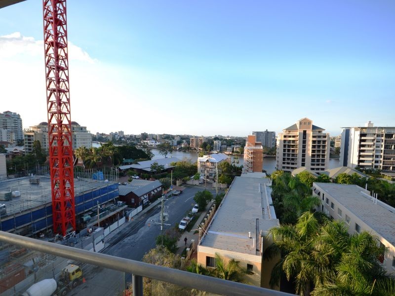 21/19 Thorn Street, Kangaroo Point QLD 4169