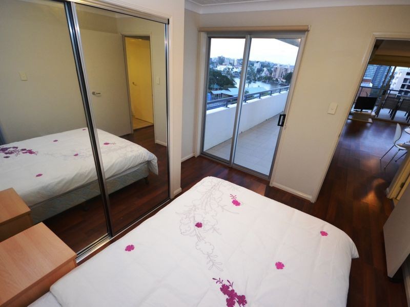 21/19 Thorn Street, Kangaroo Point QLD 4169