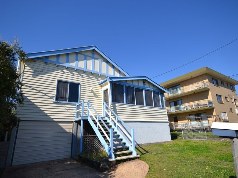 61 Kitchener Street, Coorparoo QLD 4151