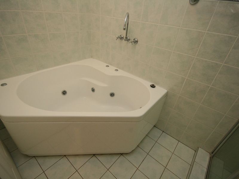 45 Deshon Street, Woolloongabba QLD 4102