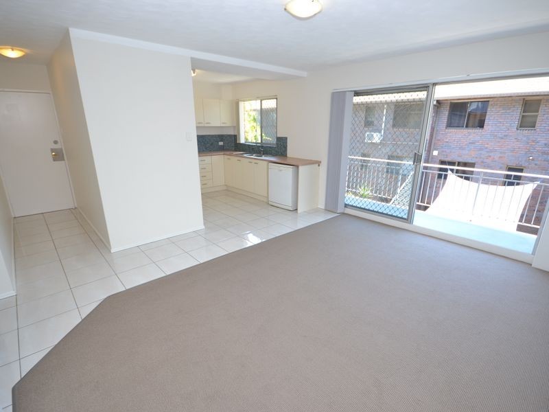 2/271 Enoggera Road, Newmarket QLD 4051