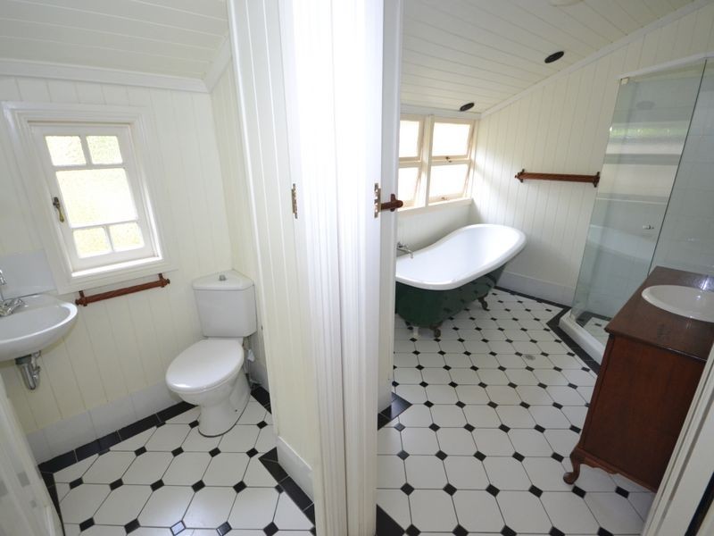 61 Carranya Street, Camp Hill QLD 4152