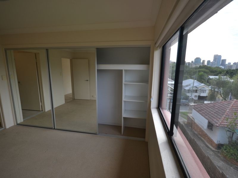 8/15 Eskgrove Street, East Brisbane QLD 4169