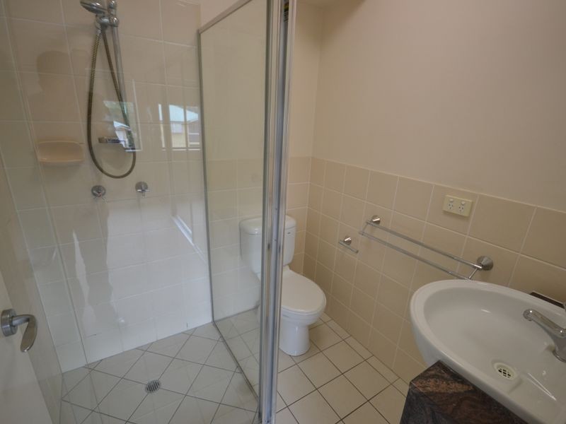 8/15 Eskgrove Street, East Brisbane QLD 4169