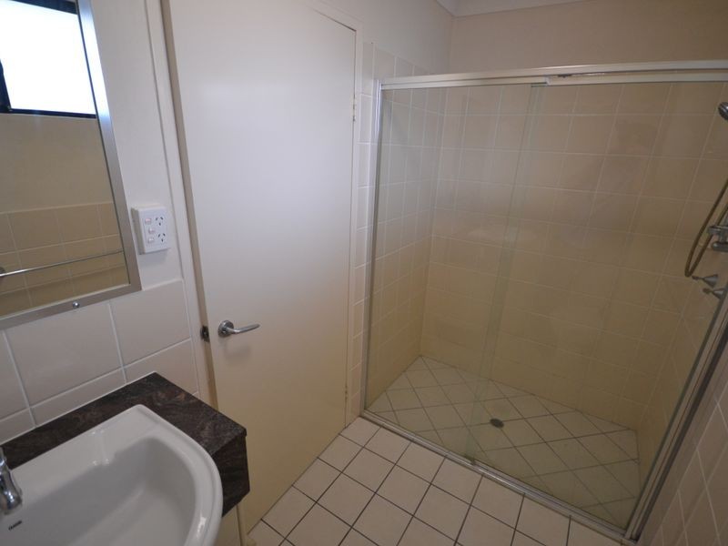 8/15 Eskgrove Street, East Brisbane QLD 4169