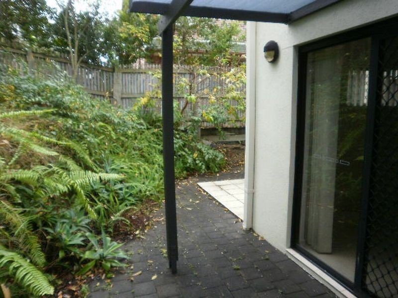 East Brisbane QLD 4169