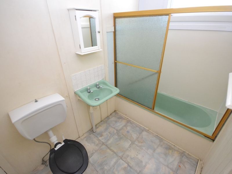 50 Didsbury Street, East Brisbane QLD 4169