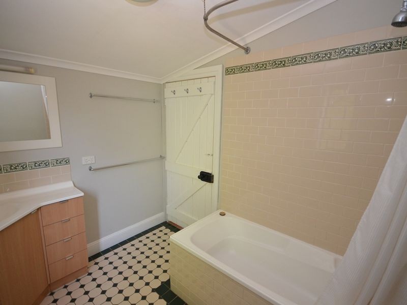 59 Burlington Street, East Brisbane QLD 4169