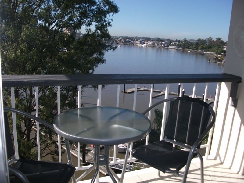11 44 OConnell Street, Kangaroo Point QLD 4169