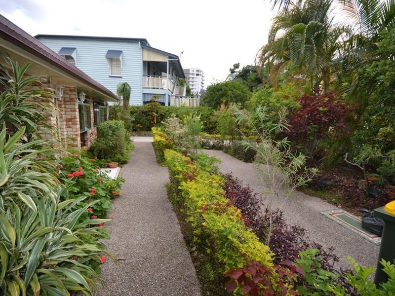 15 Rosina Street, Kangaroo Point QLD 4169