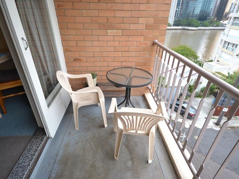 303/355 Main Street, Kangaroo Point QLD 4169