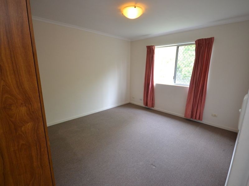 2/9 Lambert Street, Kangaroo Point QLD 4169