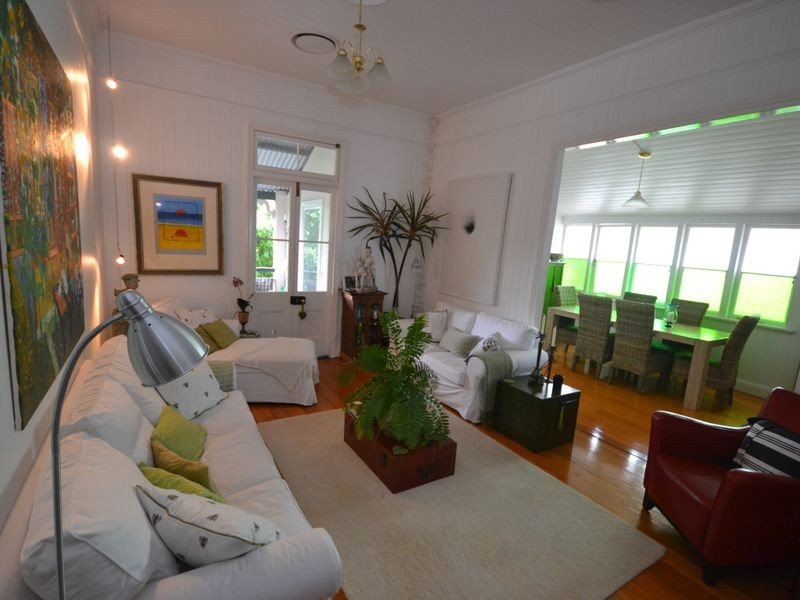 Coorparoo QLD 4151