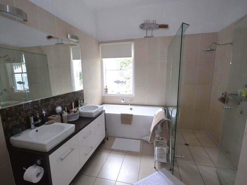 Coorparoo QLD 4151