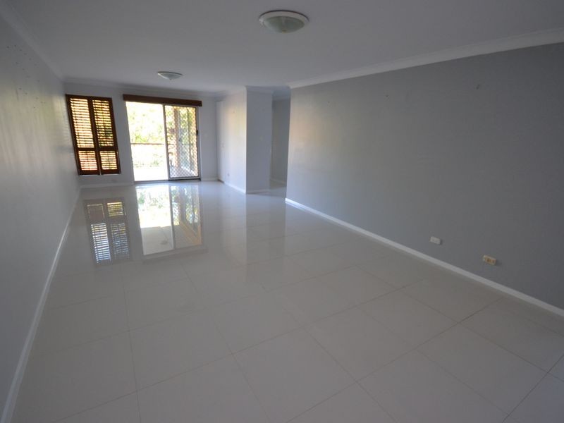 4/18 Raby Road, Coorparoo QLD 4151