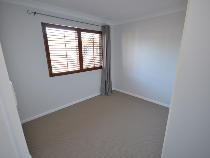 4/18 Raby Road, Coorparoo QLD 4151