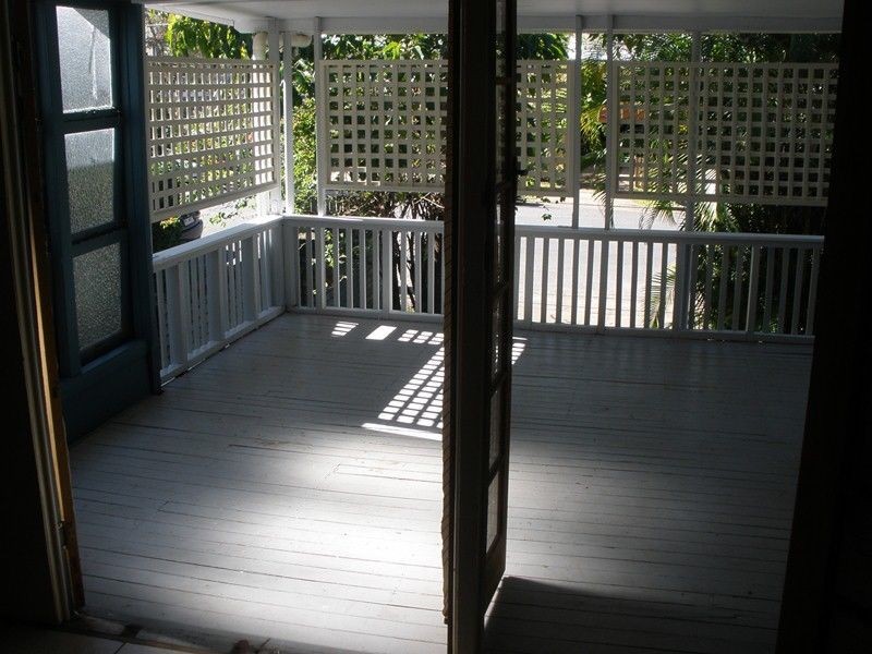 81 Longlands Street, East Brisbane QLD 4169