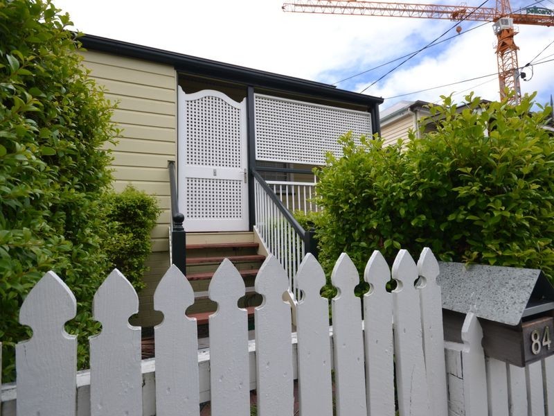 84 Lewis Street, Woolloongabba QLD 4102
