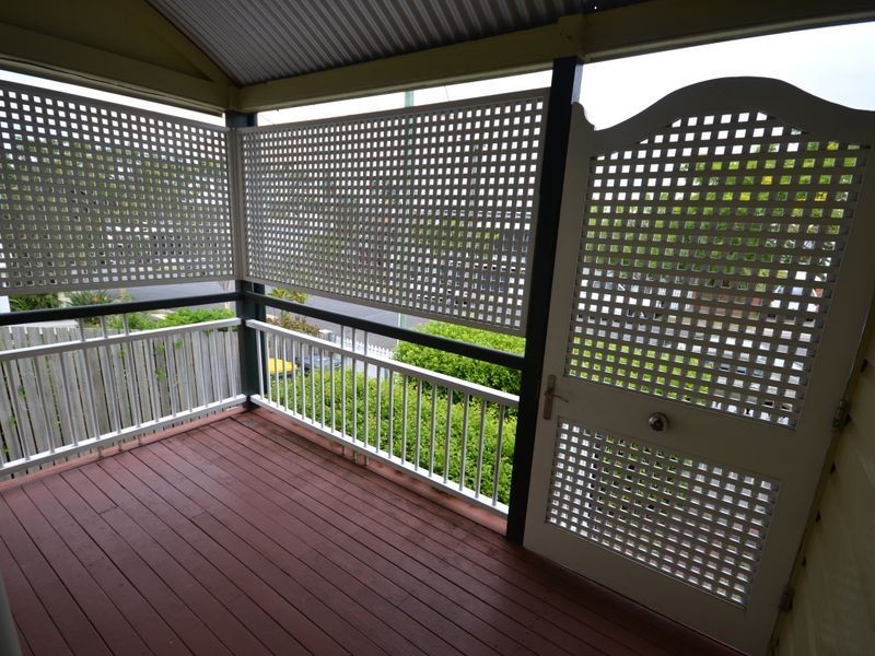 84 Lewis Street, Woolloongabba QLD 4102