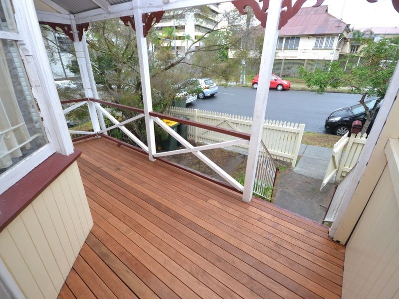 7 Duke Street, Kangaroo Point QLD 4169