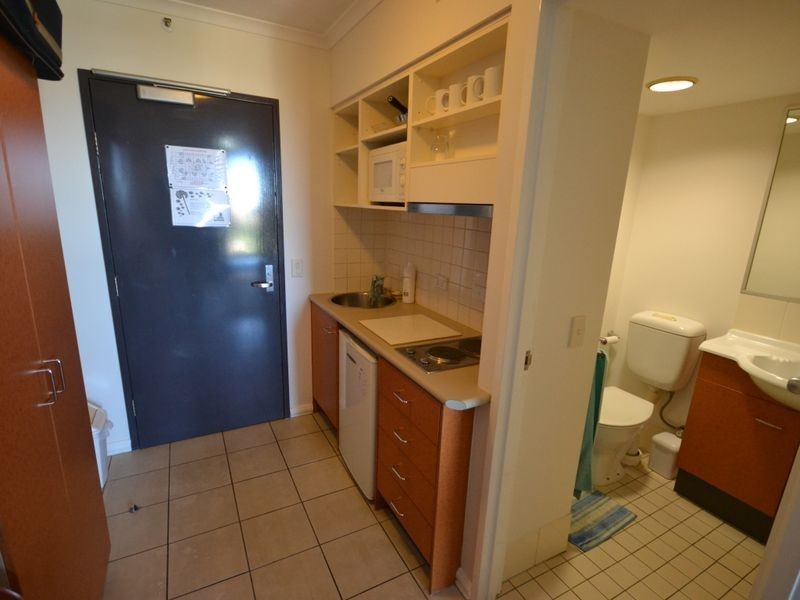 621/9 Castlebar Street, Kangaroo Point QLD 4169