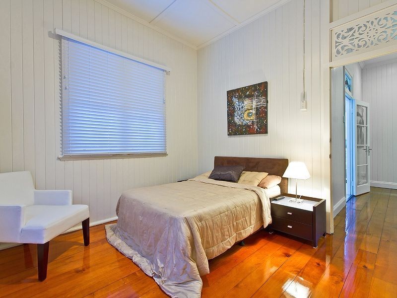 61 Ashfield Street, East Brisbane QLD 4169