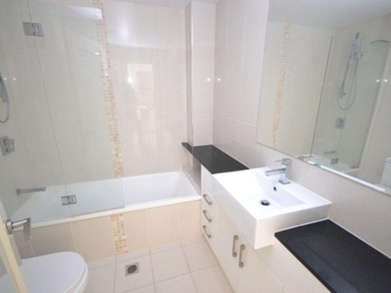 3/215 Wellington Road, East Brisbane QLD 4169