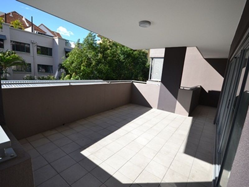 3/215 Wellington Road, East Brisbane QLD 4169