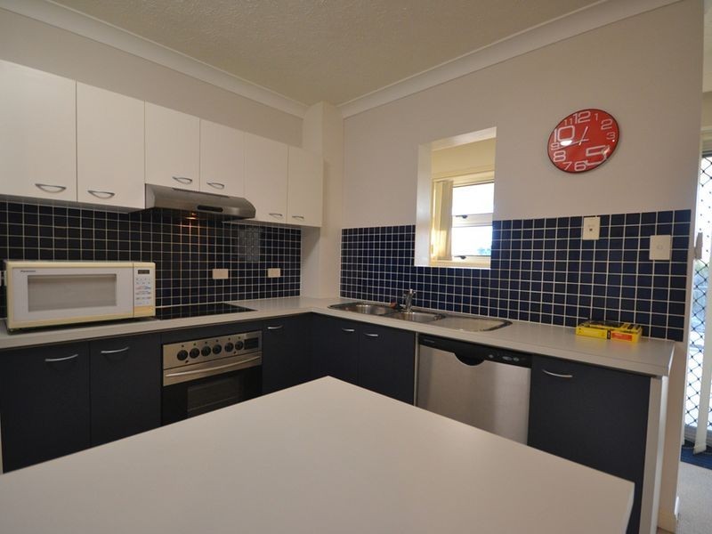 2/19 Thorn Street, Kangaroo Point QLD 4169