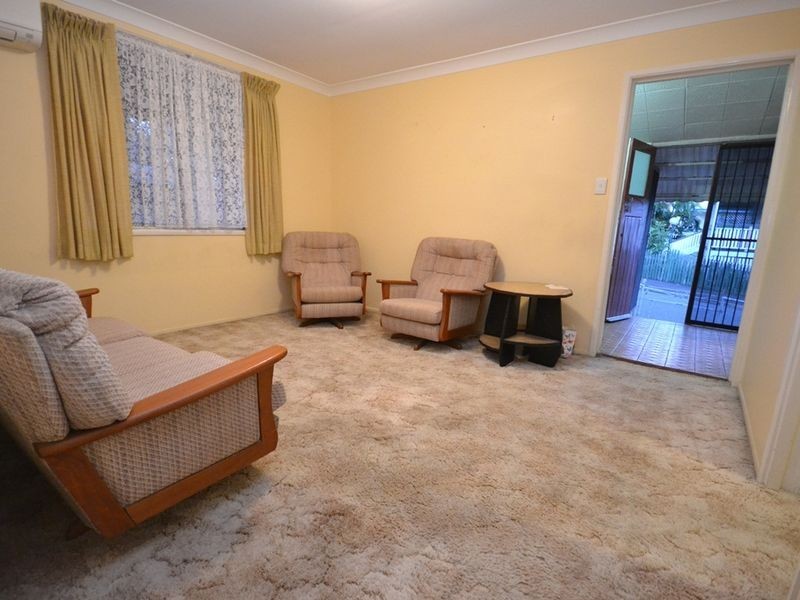 27 Fleurs Street, Woolloongabba QLD 4102