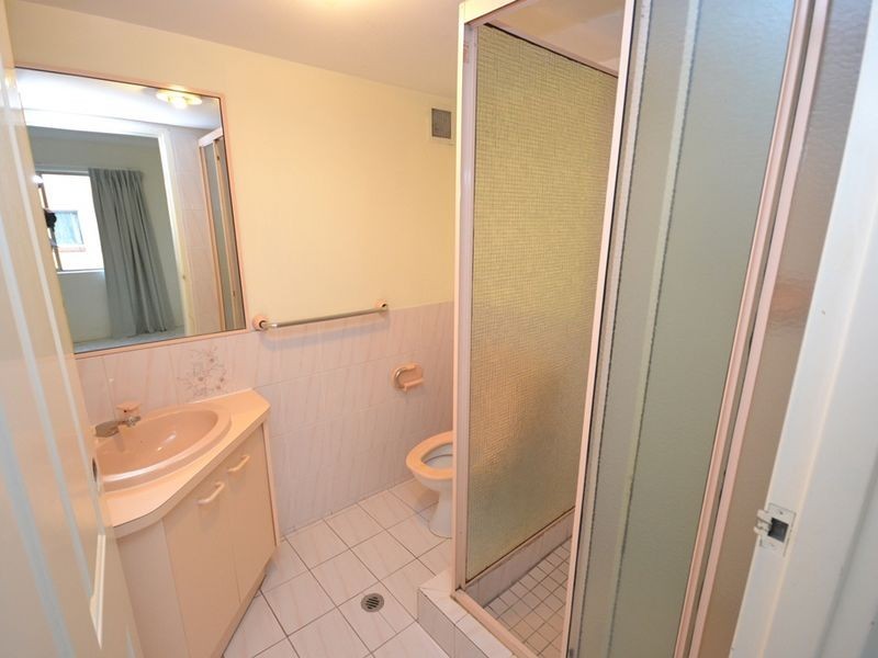 2/27 Haig Street, Coorparoo QLD 4151