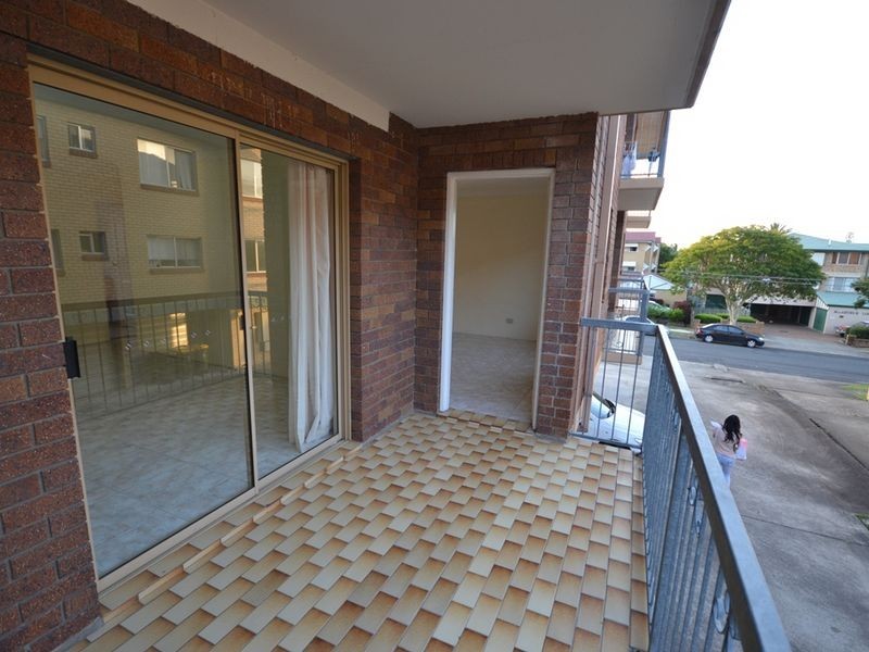 2/27 Haig Street, Coorparoo QLD 4151