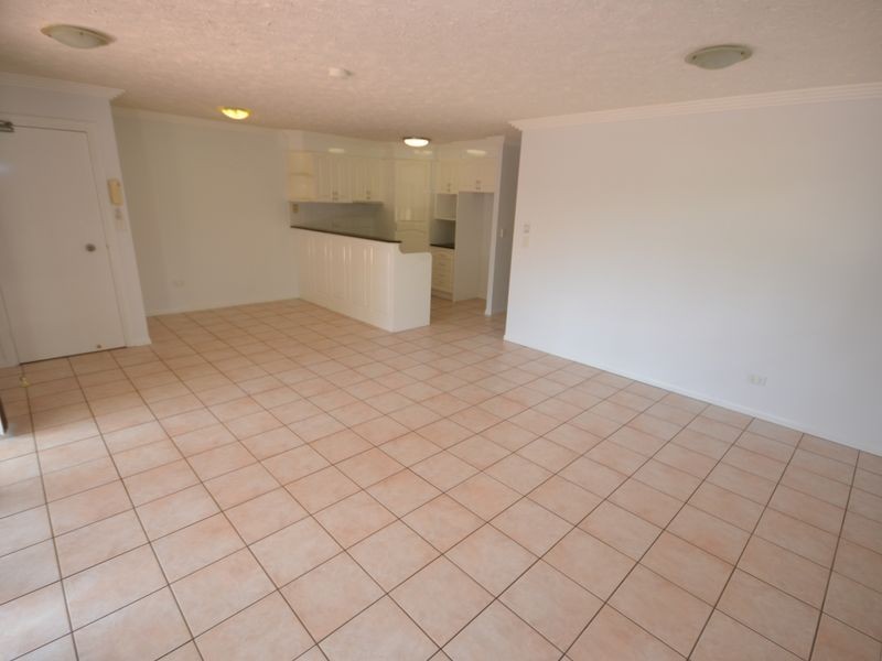 4/240 Wellington Road, Kangaroo Point QLD 4169