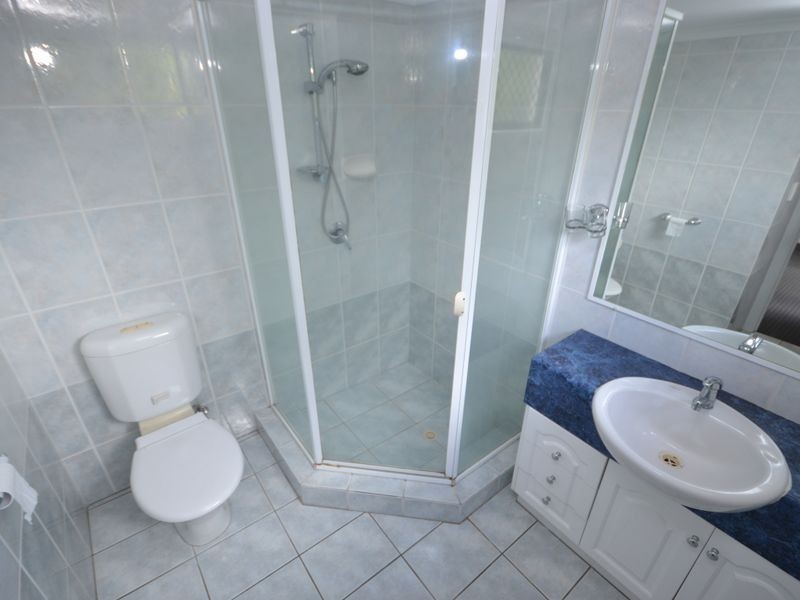 4/240 Wellington Road, Kangaroo Point QLD 4169